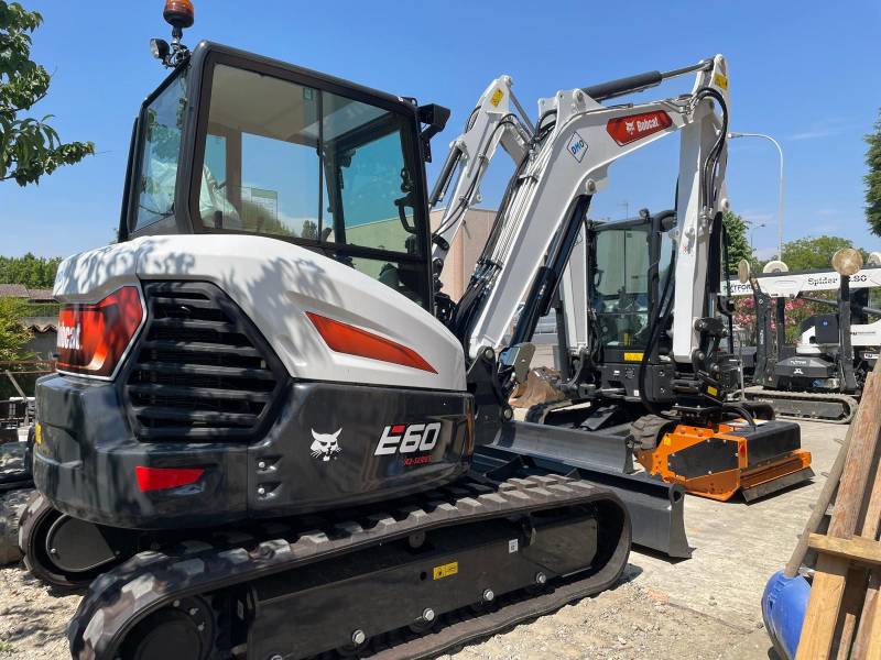 Bobcat E60